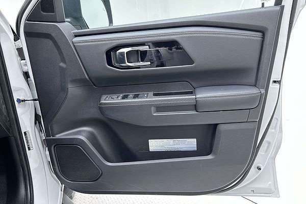 2025 Mitsubishi Triton GLS MV 4X4 thumb-18