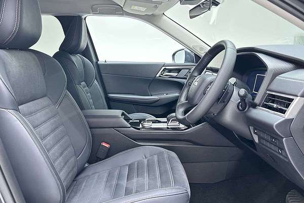 2025 Mitsubishi Outlander Aspire ZM thumb-12