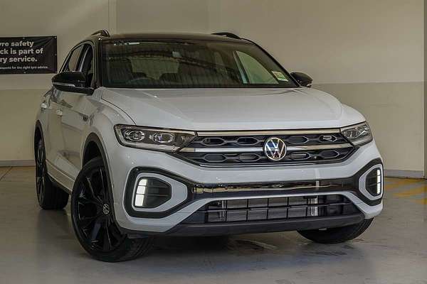 2025 Volkswagen T-Roc 140TSI R-Line D11