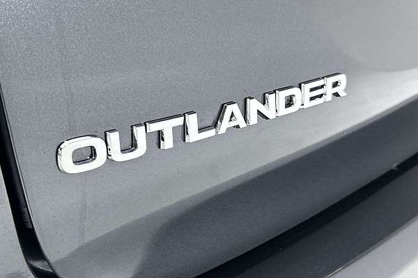 2025 Mitsubishi Outlander Aspire ZM thumb-21