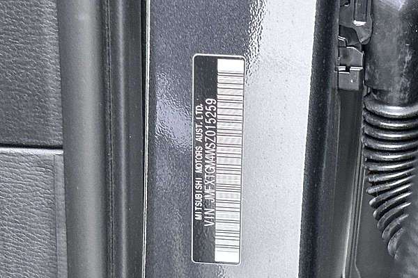 2025 Mitsubishi Outlander Aspire ZM thumb-23