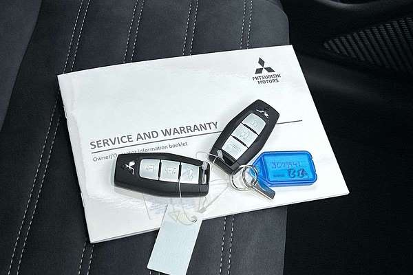 2025 Mitsubishi Outlander Aspire ZM thumb-21