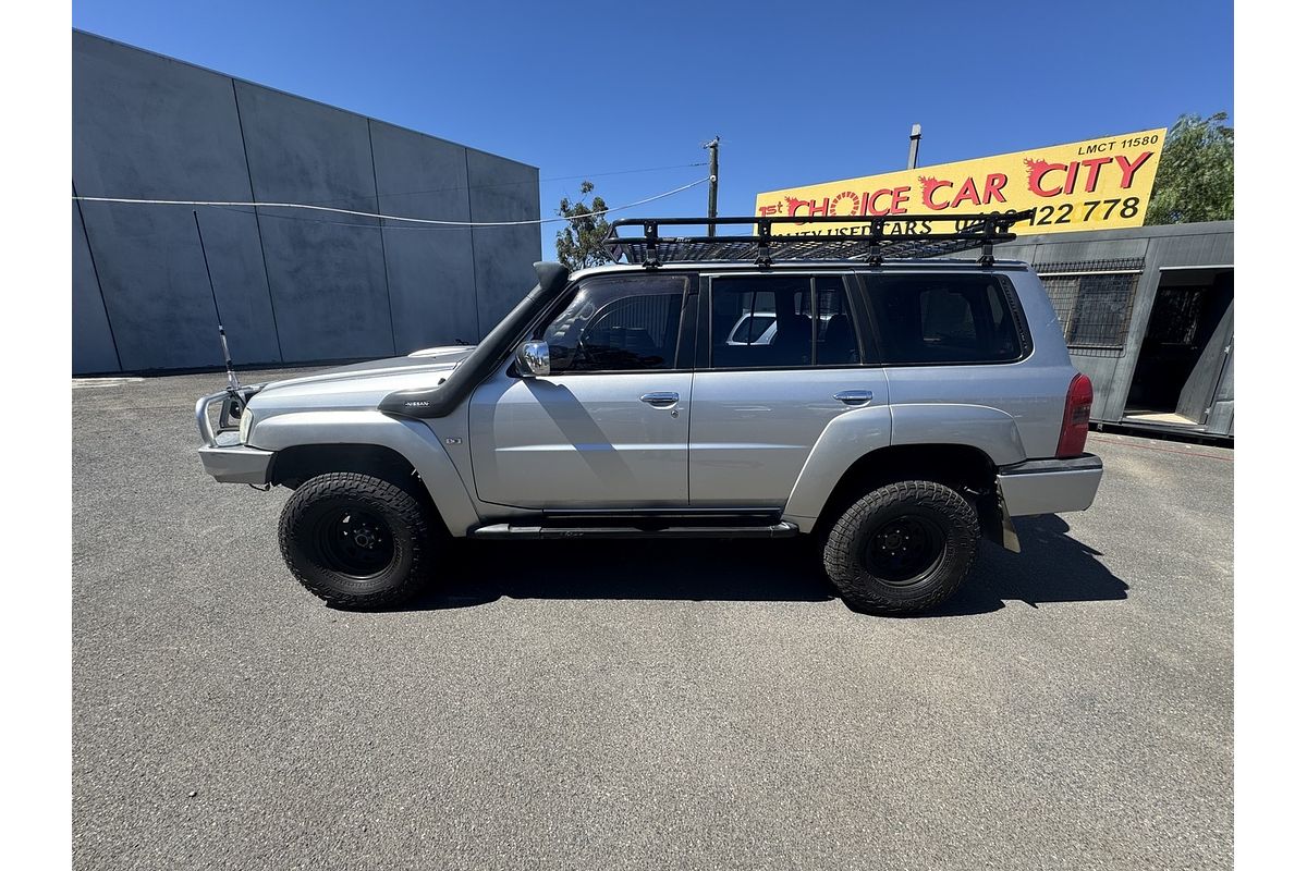 2009 Nissan Patrol ST GU 6