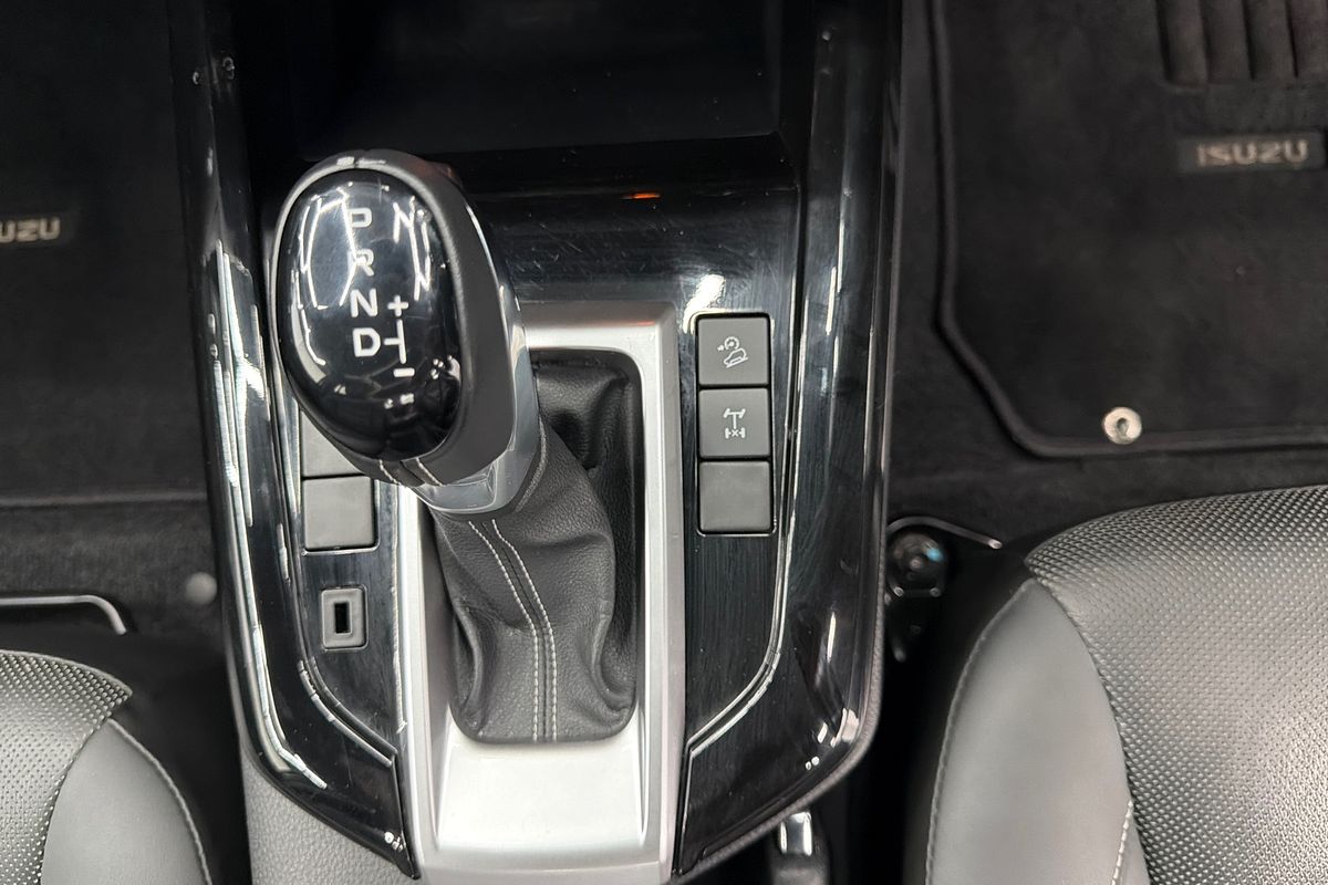 2020 Isuzu D-MAX X-TERRAIN 4X4