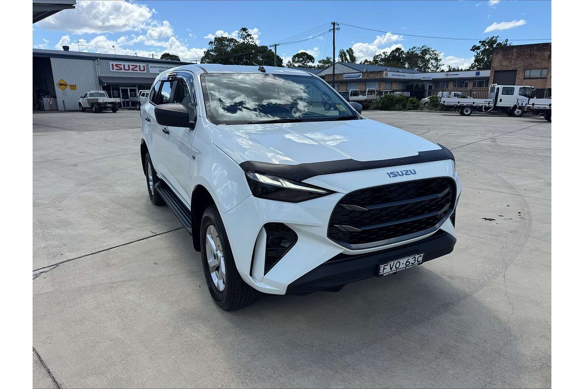 2025 Isuzu MU-X LS-M
