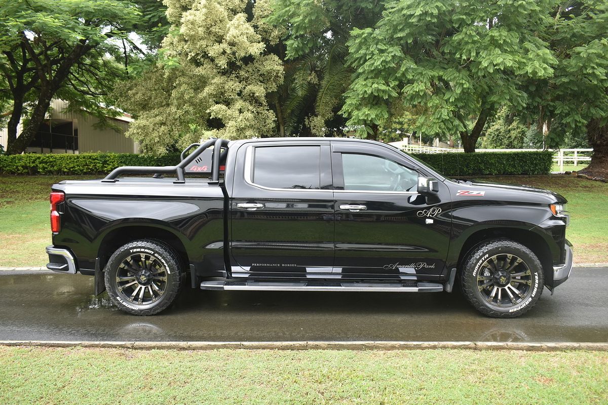 2025 Chevrolet Silverado 1500 LTZ Premium W/Tech Pack T1 4X4