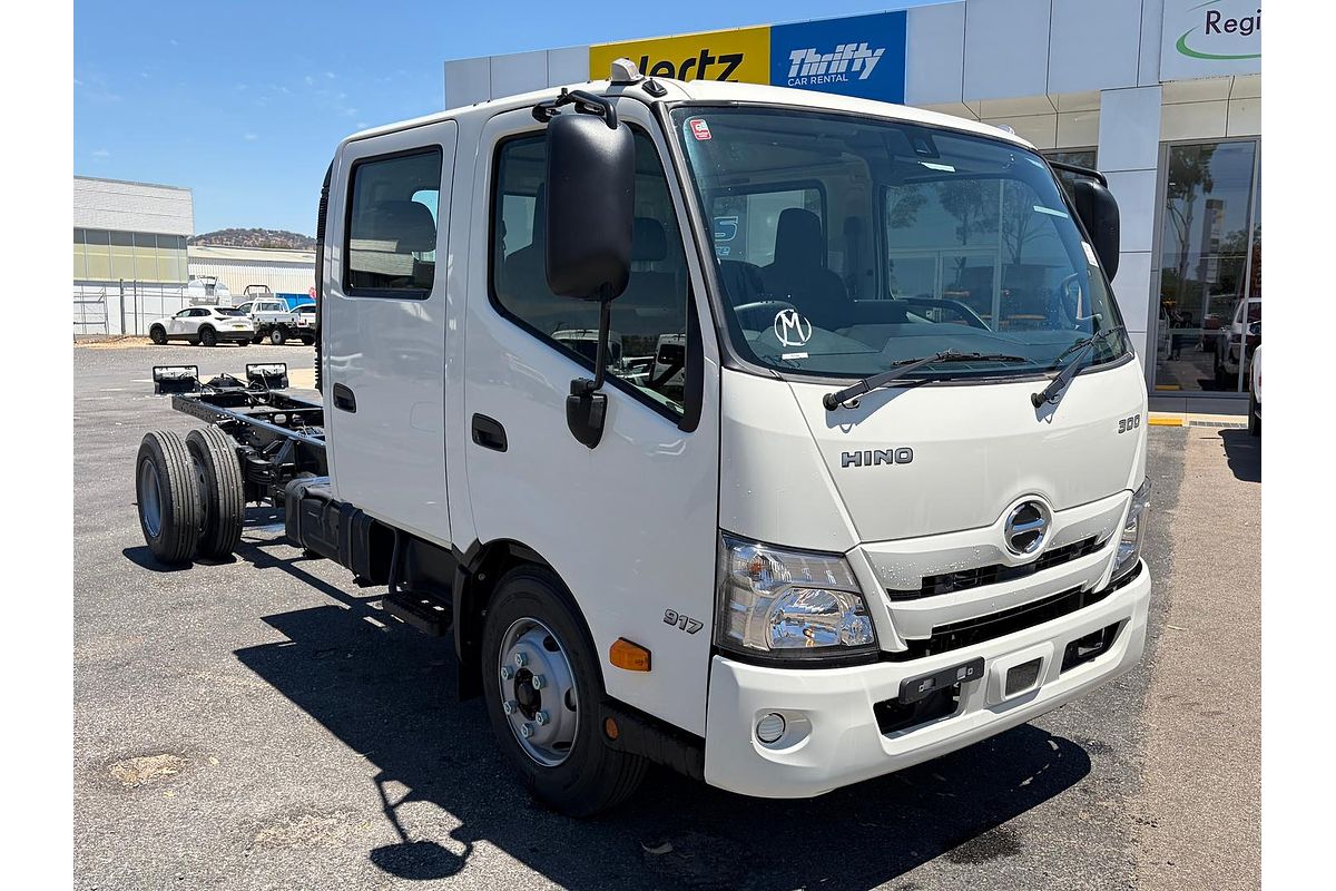 2025 Hino 300 Series 917 Crew 4x2 ELWB