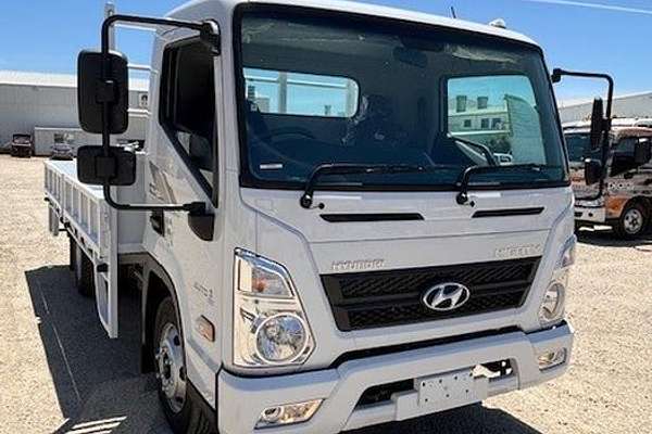 2023 Hyundai Mighty EX4/6 Tray 4x2