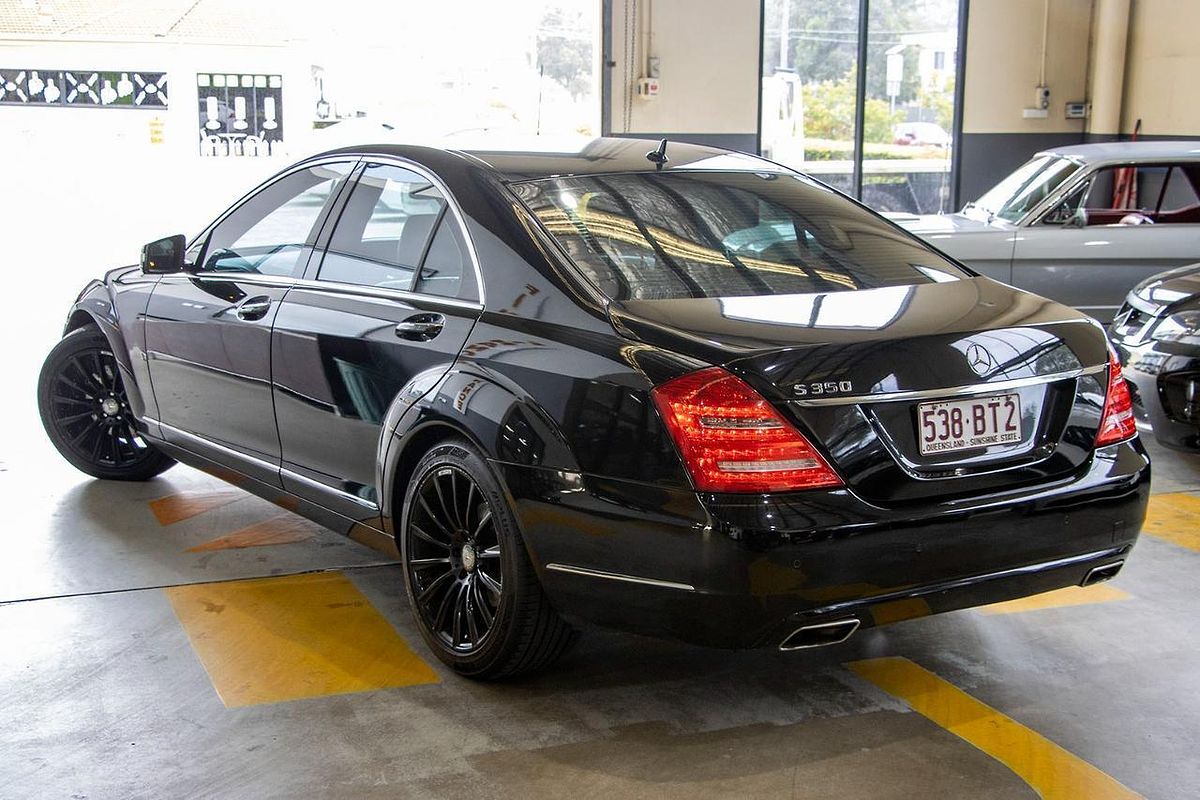 2011 Mercedes-Benz S-Class S350 BlueEFFICIENCY W221