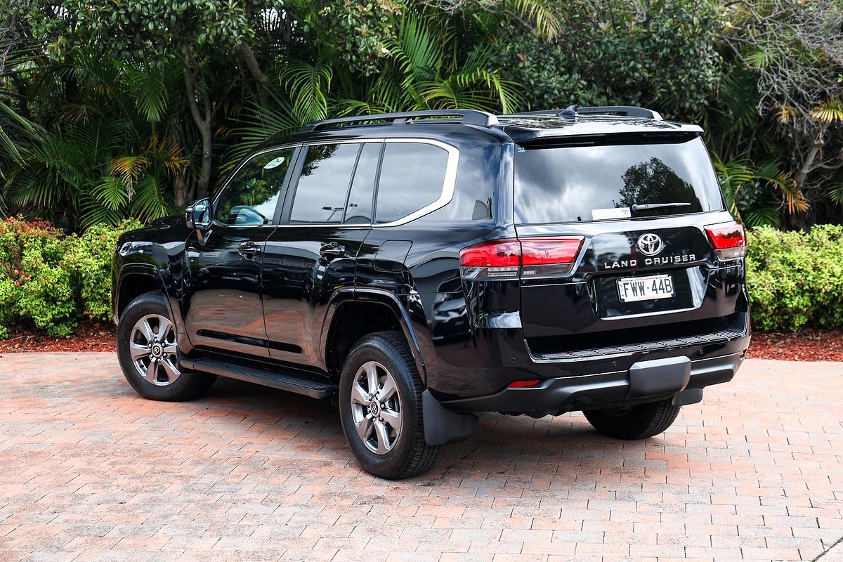 2022 Toyota Landcruiser VX FJA300R