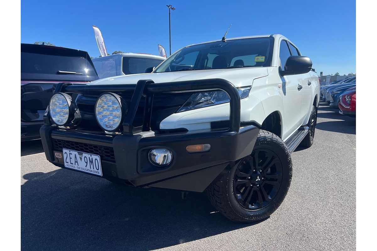 2022 Mitsubishi Triton GLX-R MR 4X4