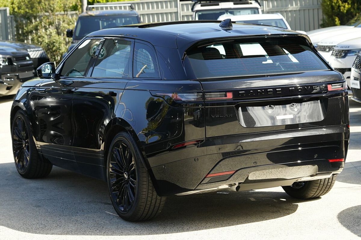 2026 Land Rover Range Rover Velar P250 Dynamic SE L560