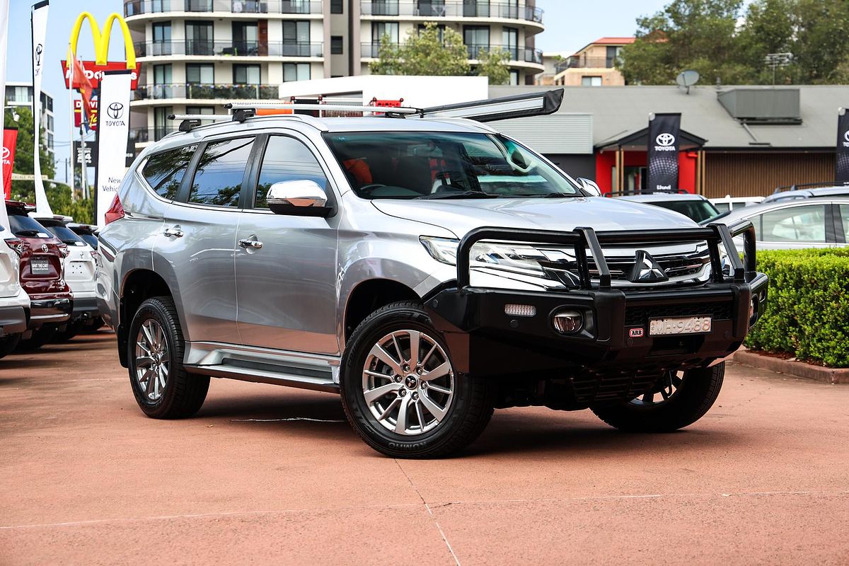 2017 Mitsubishi Pajero Sport GLX QE