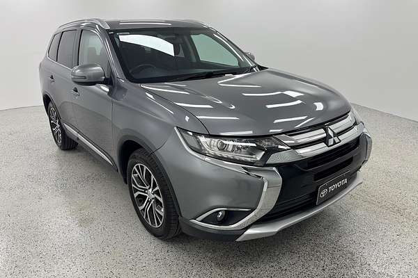 2017 Mitsubishi Outlander LS Safety Pack ZK