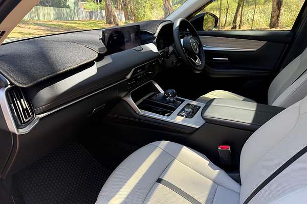 2024 Mazda CX-60 D50e GT KH Series thumb-25