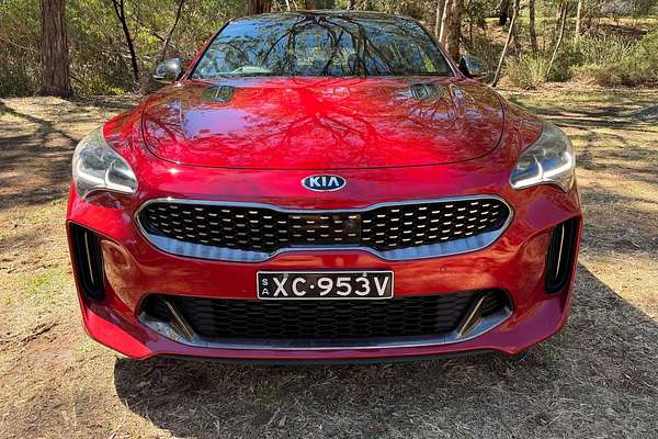2017 Kia Stinger GT CK thumb-2