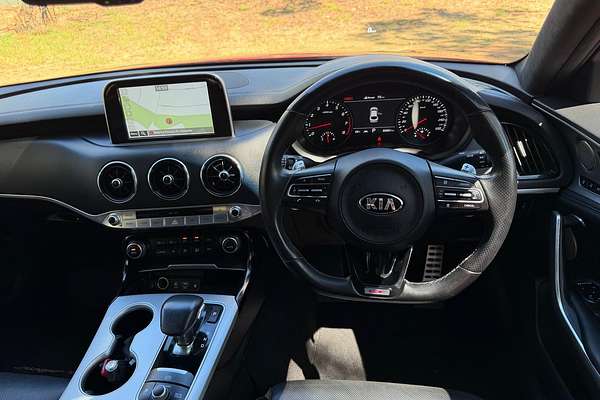 2017 Kia Stinger GT CK thumb-11