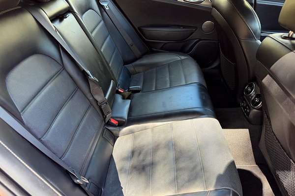 2017 Kia Stinger GT CK thumb-17