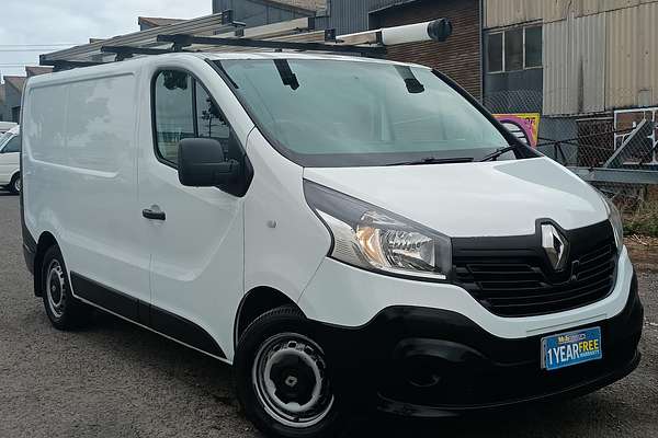 2015 Renault Trafic 66KW X82 SWB Low Roof