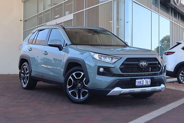 2021 Toyota RAV4 Edge AXAA54R