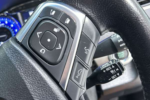 2016 Toyota Camry Atara SL ASV50R thumb-17