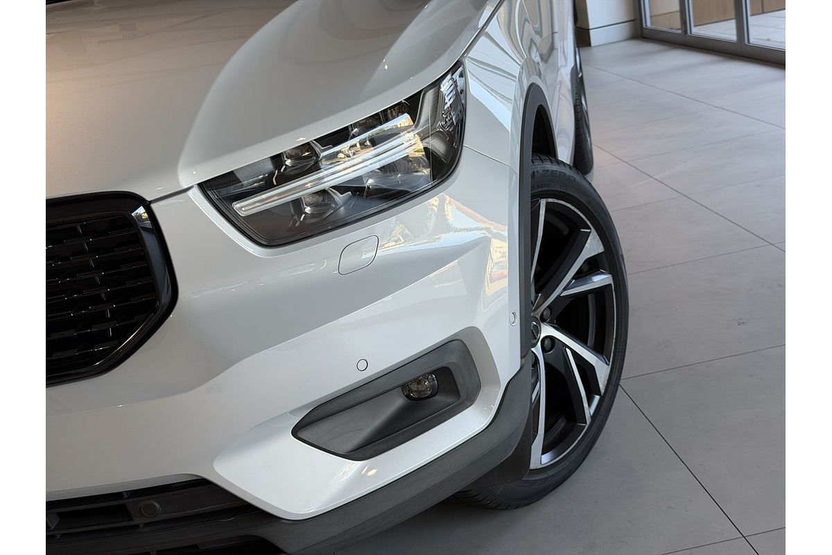 2020 Volvo XC40 T5 R-Design
