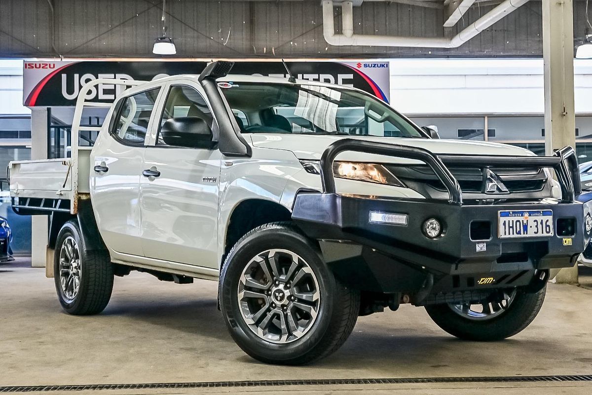 2022 Mitsubishi Triton GLX MR 4X4