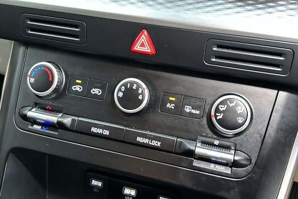 2023 Kia Carnival S KA4 thumb-15