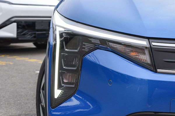 2025 Kia K4 Sport CL4m thumb-1