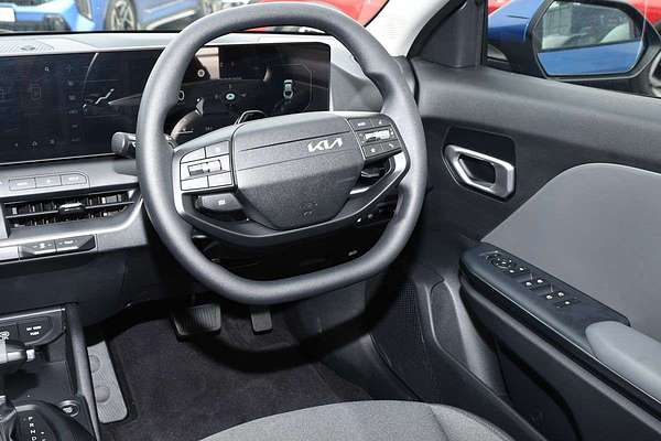 2025 Kia K4 Sport CL4m thumb-17