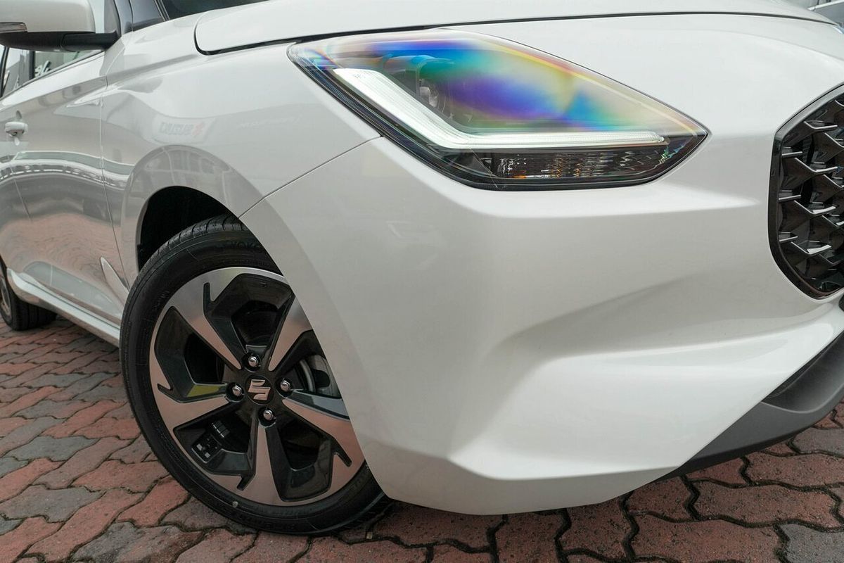 2025 Suzuki Swift Hybrid GLX UZ