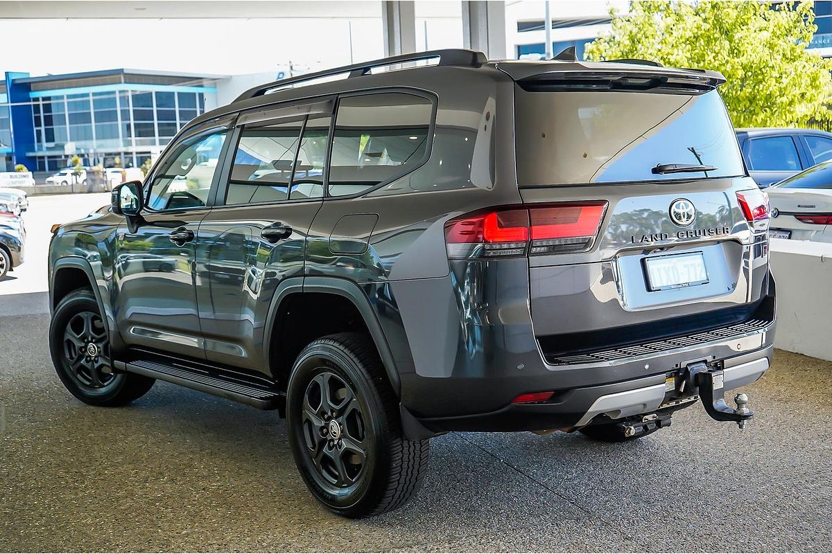 2022 Toyota Landcruiser GR Sport FJA300R