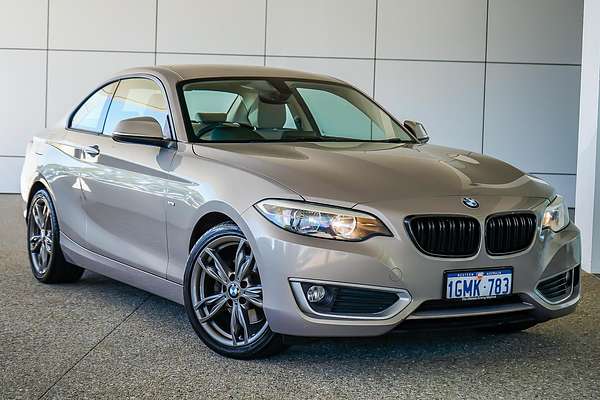 2014 BMW 2 Series 220i Sport Line F22