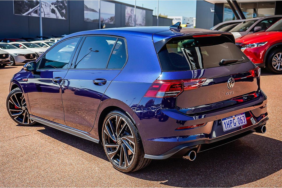 2022 Volkswagen Golf GTI 8