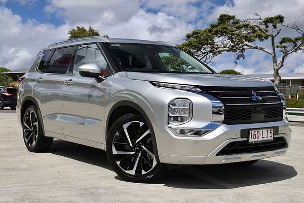 2023 Mitsubishi Outlander Exceed ZM