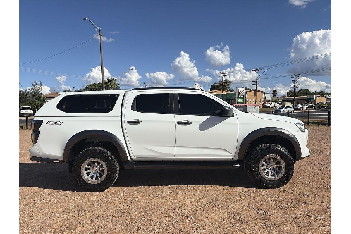 2022 Isuzu D-MAX X-TERRAIN 4X4
