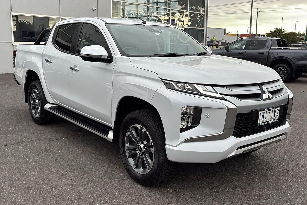 2022 Mitsubishi Triton GLS MR 4X4