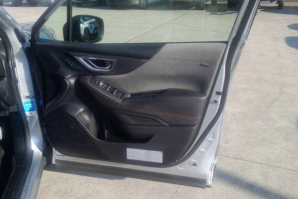 2021 Subaru Forester 2.5i Sport S5