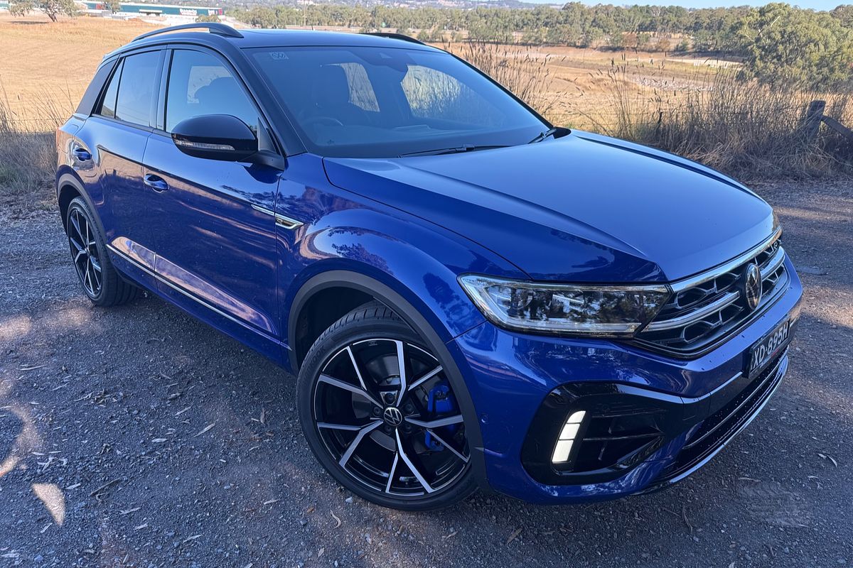 2023 Volkswagen T-Roc R D11