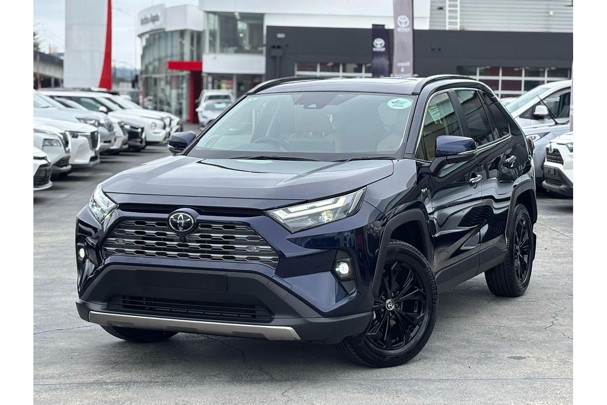 2025 Toyota RAV4 Cruiser AXAH52R