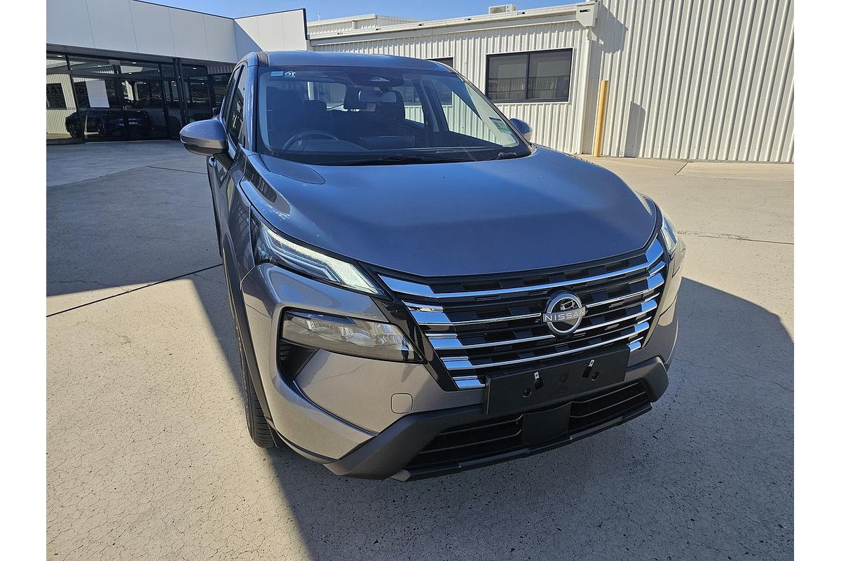 2026 Nissan X-TRAIL ST T33