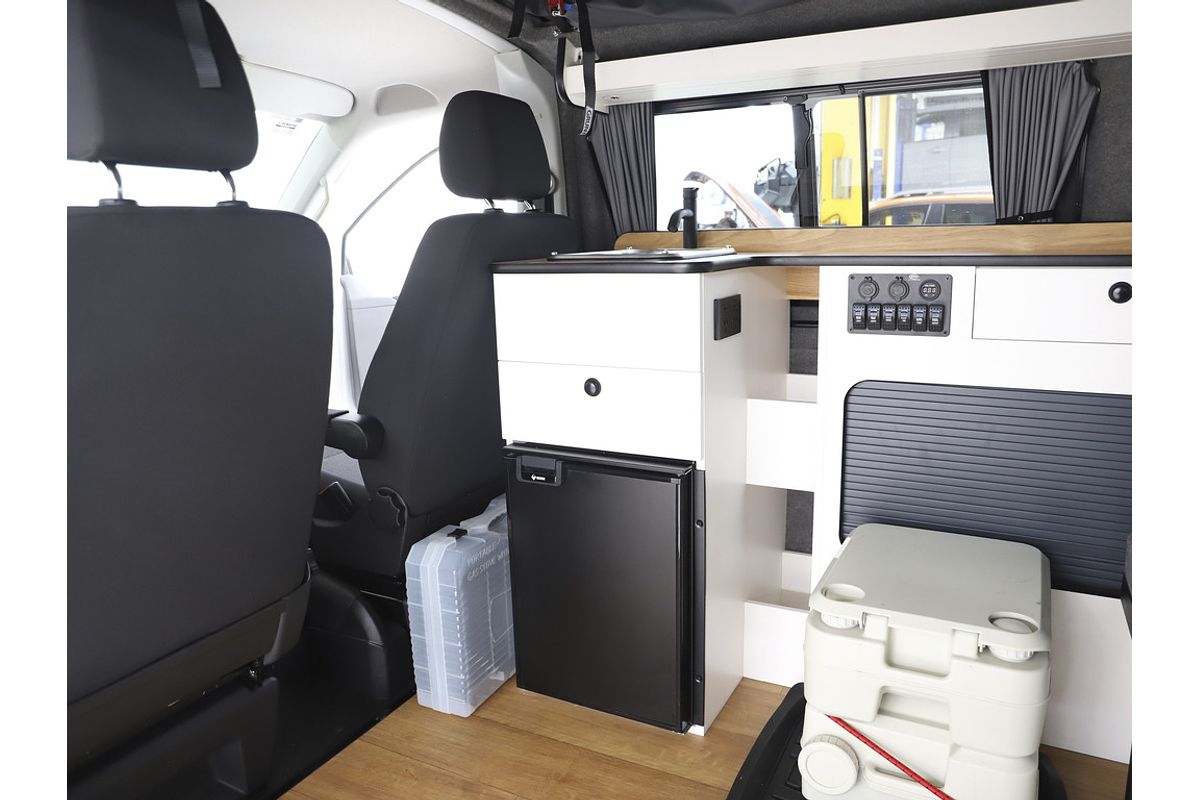 MY23 Volkswagen Transporter Van SWB TDi340 7 Spd DSG (SHA1F7/23)