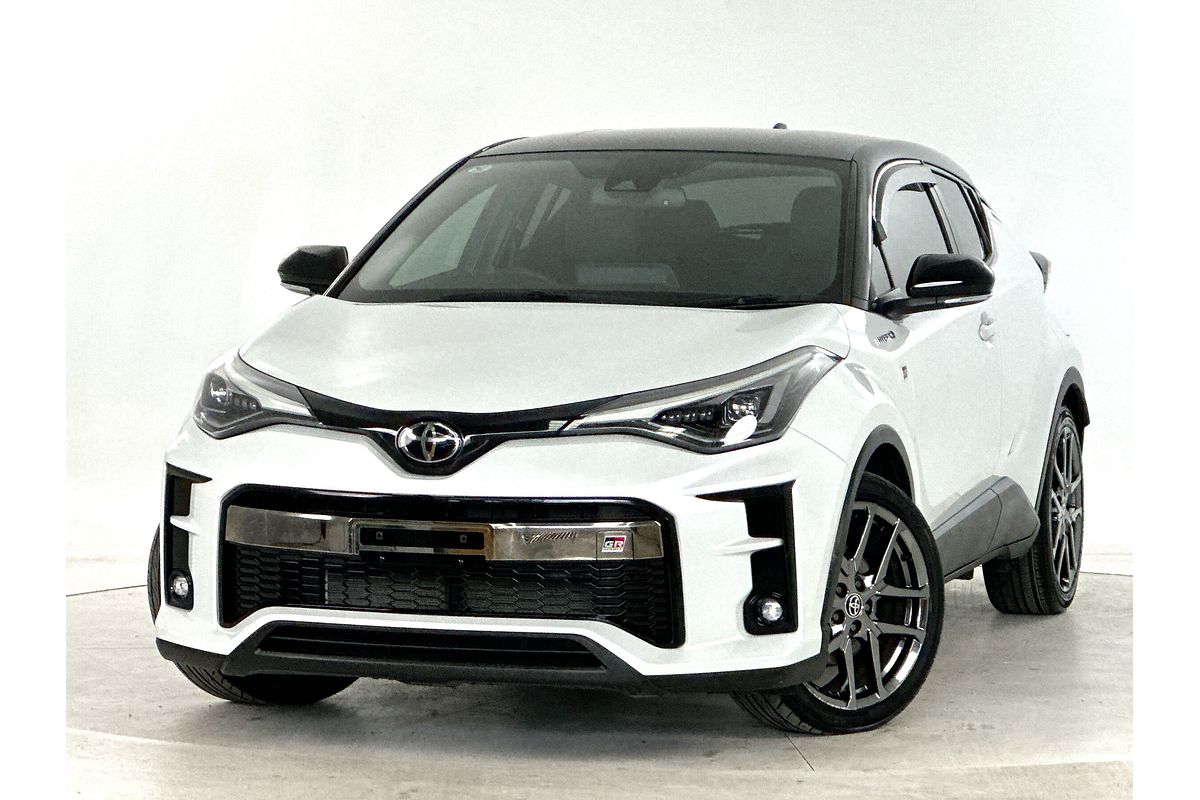 2022 Toyota C-HR GR Sport ZYX10R