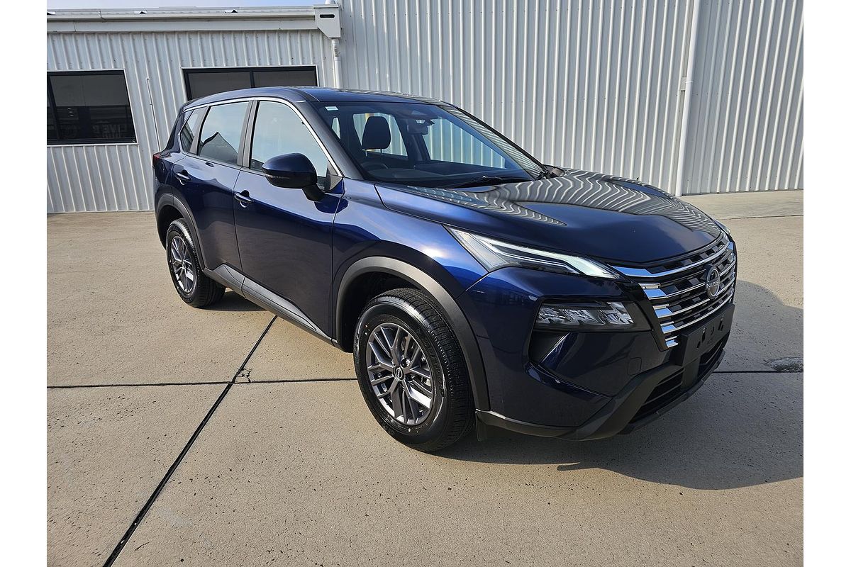 2026 Nissan X-TRAIL ST T33