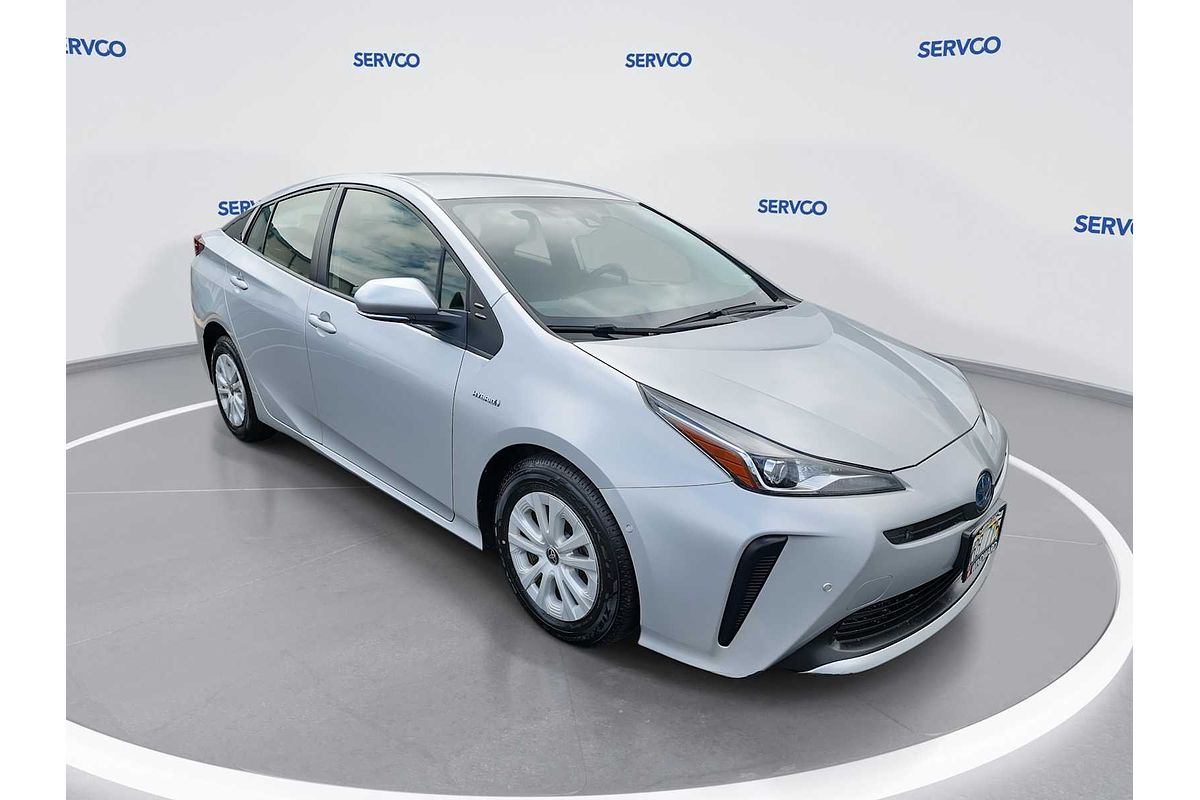2022 Toyota Prius LE