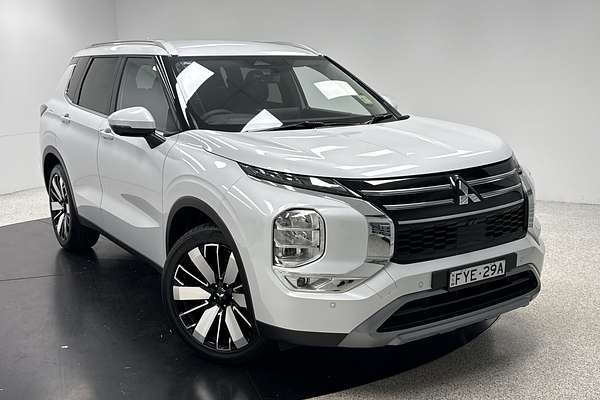 2025 Mitsubishi Outlander Aspire ZM