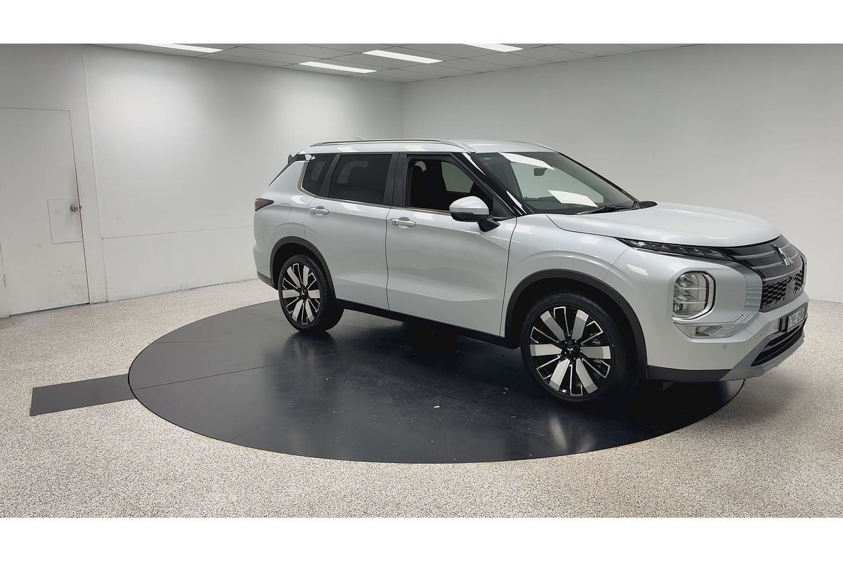 2025 Mitsubishi Outlander Aspire ZM