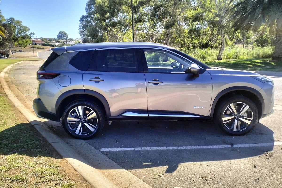 2023 Nissan X-TRAIL Ti e-POWER T33