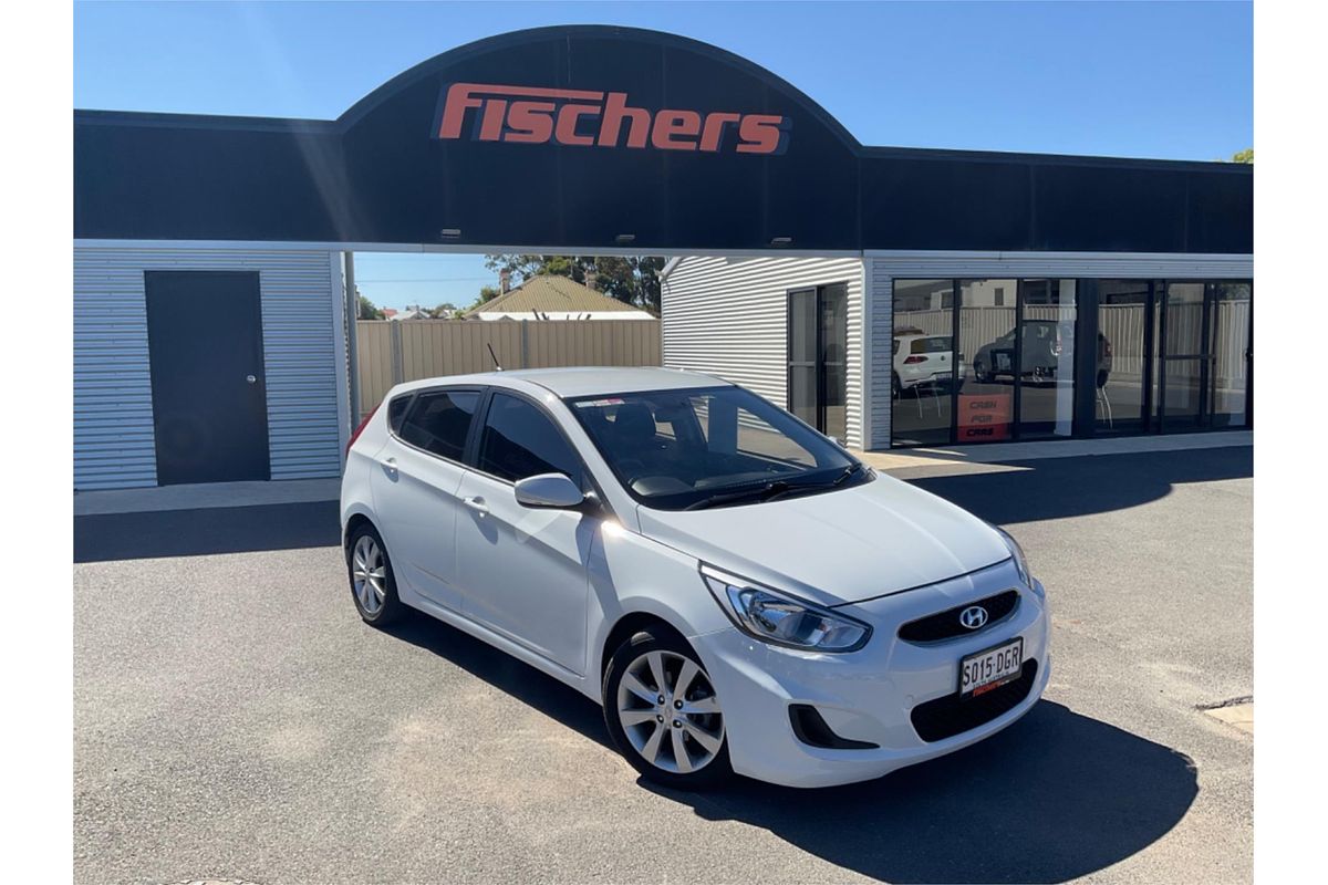 2017 Hyundai Accent Sport RB6