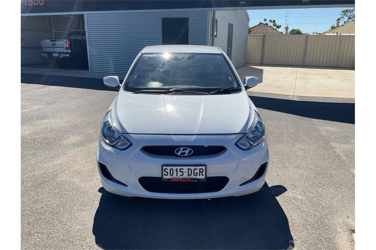 2017 Hyundai Accent Sport RB6
